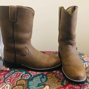 New Justin basic-round toe boots